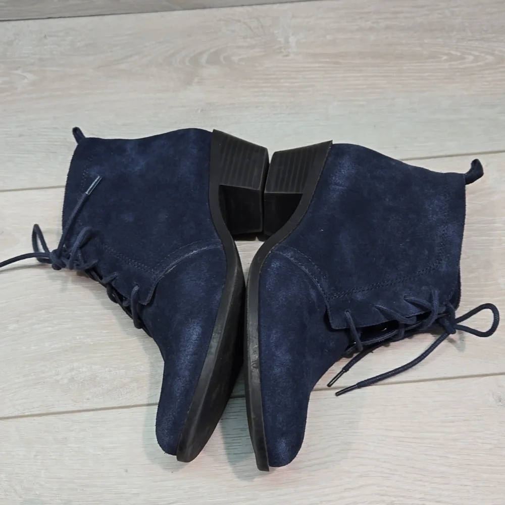Vionic Women Andi Suede Ankle Heels Boots Lace Up shoes sz 6